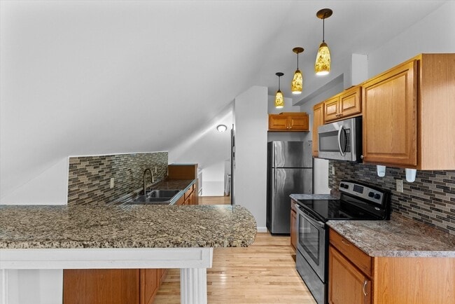 Building Photo - 16 Campo Seco St