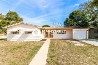 Building Photo - 3 Bedroom Pet-Friendly Home in Spring Hill, FL with Main Street Renewal