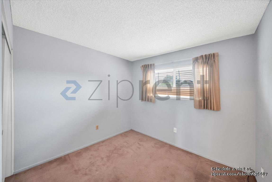 Building Photo - 7552 Corbin Ave