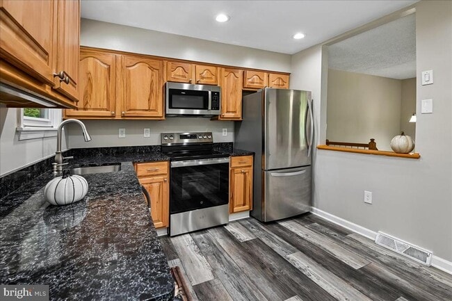 Building Photo - 7660 Turnbrook Dr