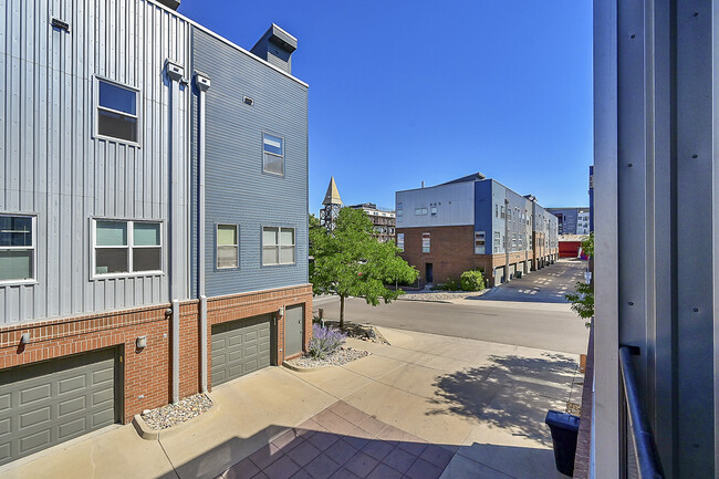 Building Photo - 2680 Blake St