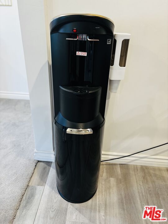 Building Photo - 1377 S Sultana Ave