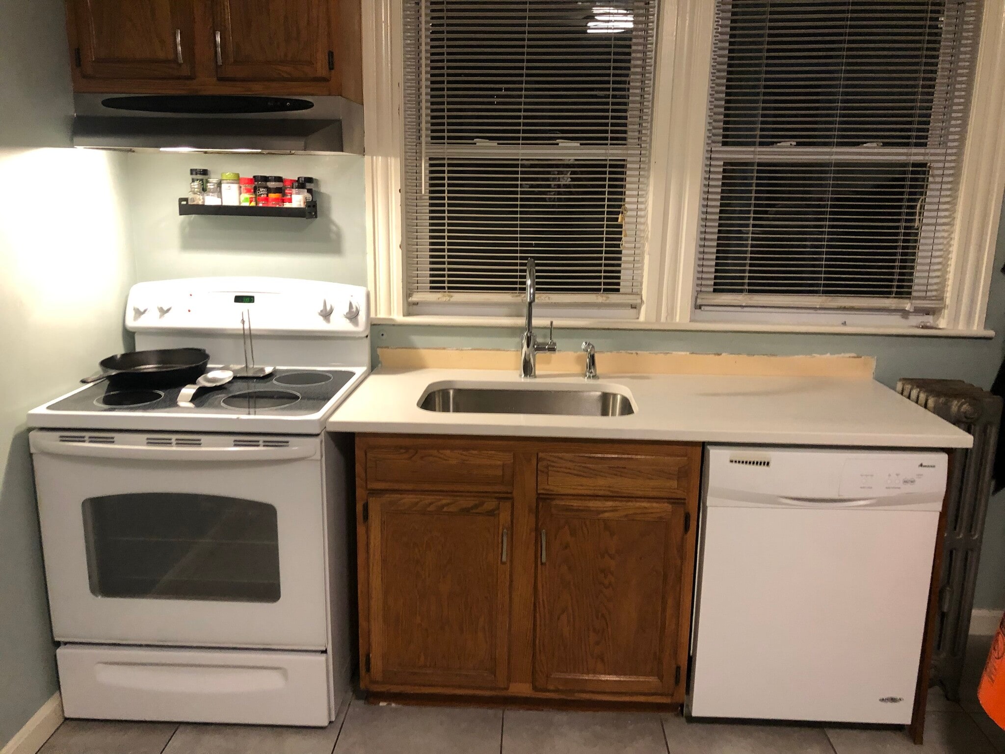 Building Photo - 84 Endicott St