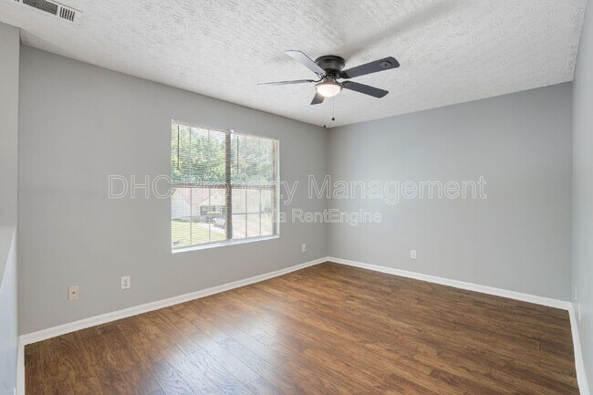 Building Photo - 4233 Viewpoint Ln