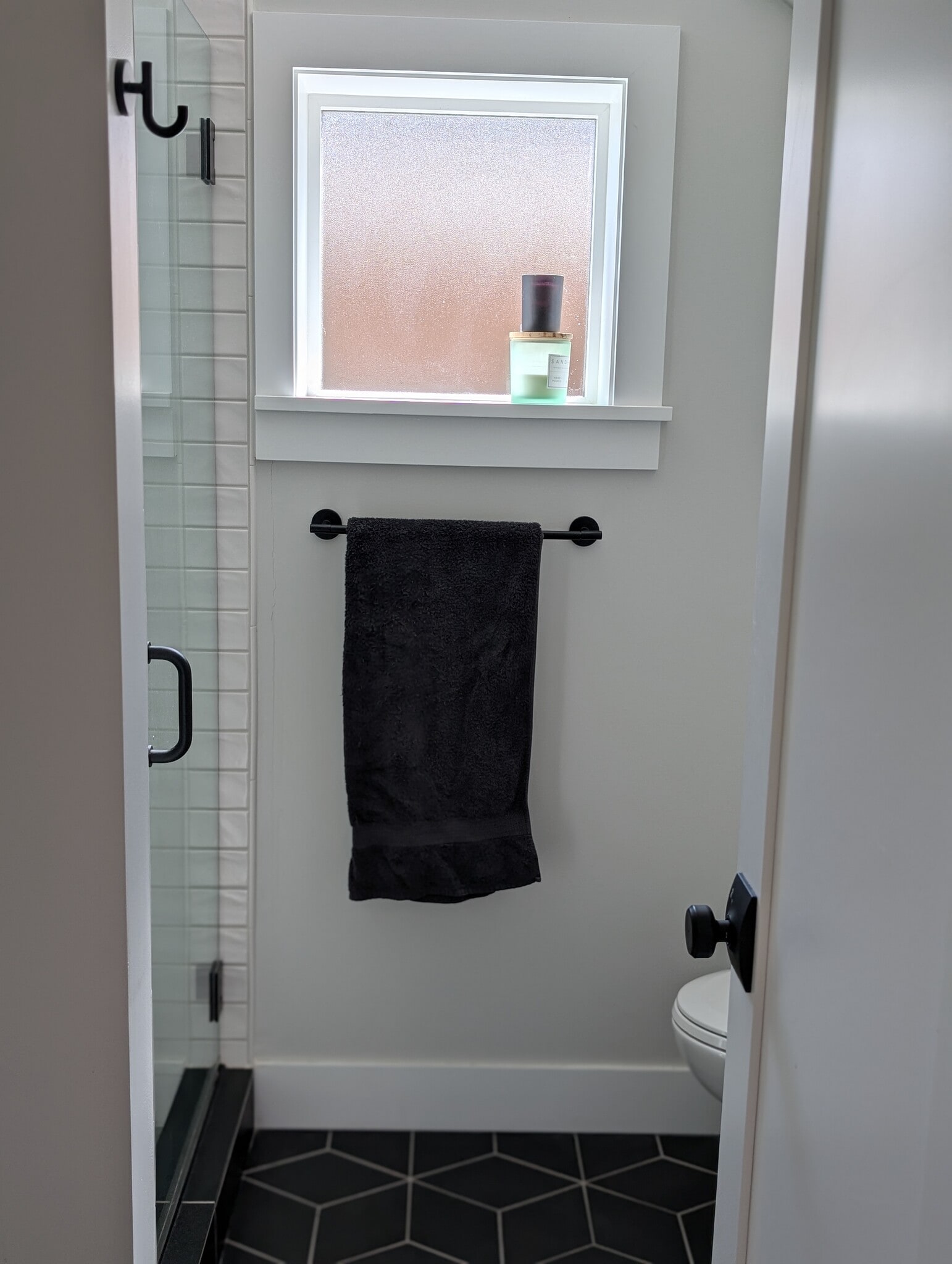 Downstairs 0.75 bathroom - 3240 29th Ave W