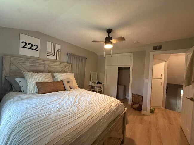 Building Photo - $1,750 | 3 Bedroom, 1 Bathroom | FULLY REMODELED | No Pets | Available for August 1st, 2026 Move in!
