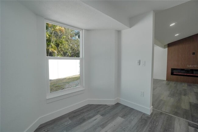 Building Photo - 1797 Birch Dr