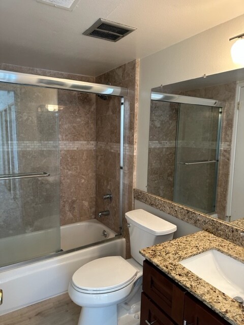 Building Photo - 301 Albion Ct