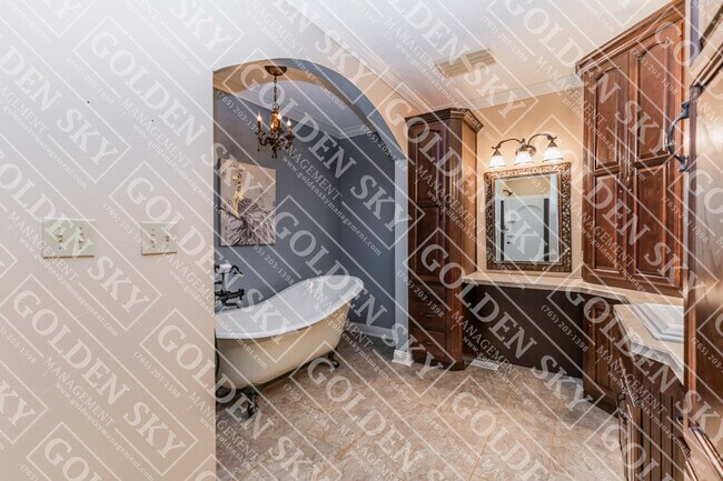 Building Photo - 2520 N Morrison Rd