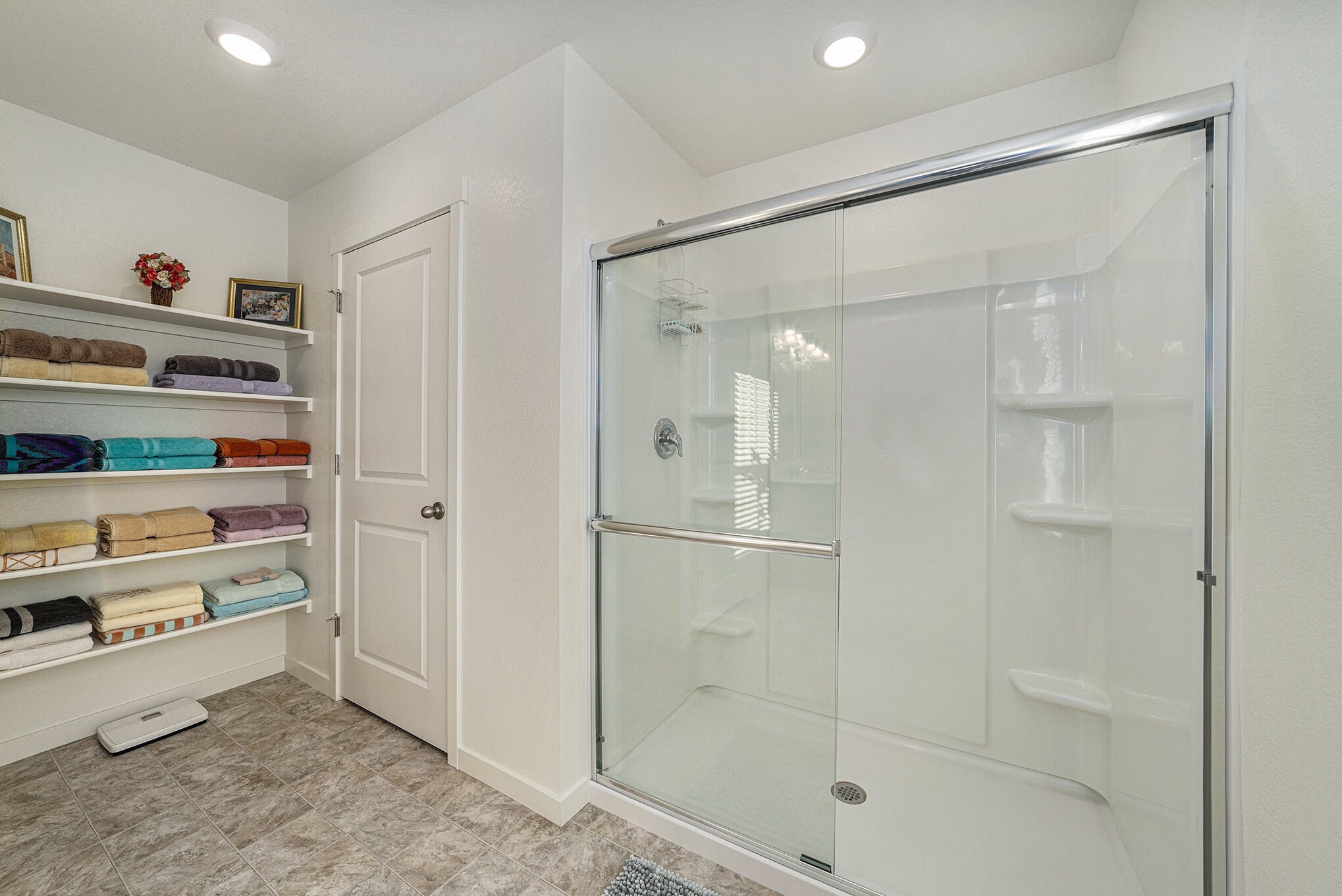 Building Photo - 439 Bluebird Rd