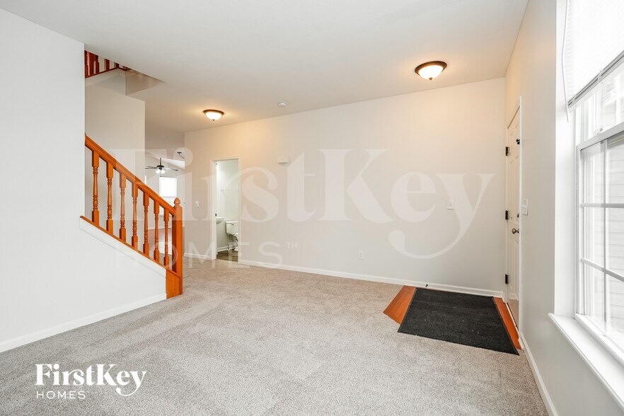 Building Photo - 634 Preston Trails Dr