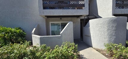 Building Photo - Spacious 2 Bedroom with Private Patio & In-Unit Laundry