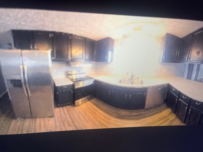 Building Photo - 5654 Davis-Hardy Rd