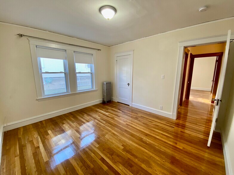 Building Photo - 9 Jonathan St