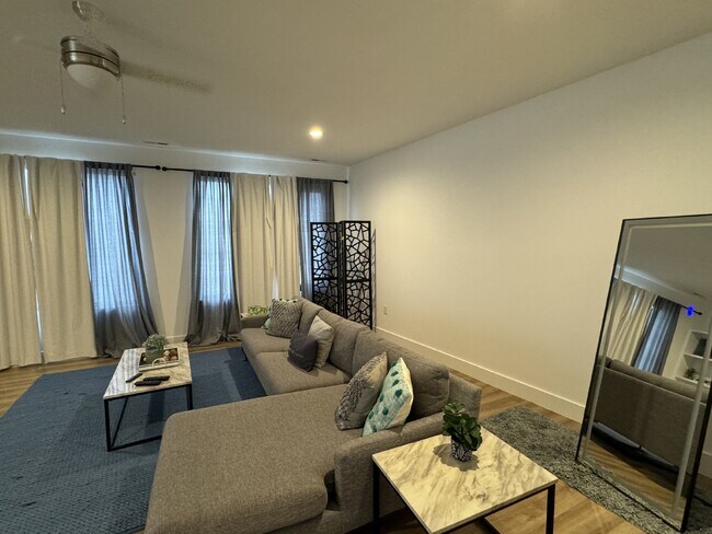 Building Photo - Available Furnished or Unfurnished