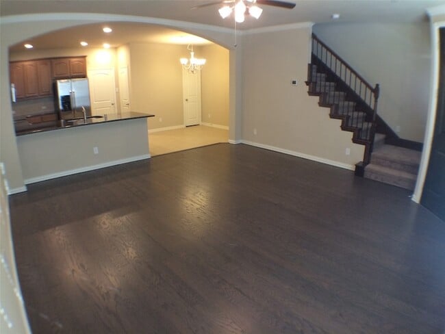 Building Photo - 935 Shelby Ln
