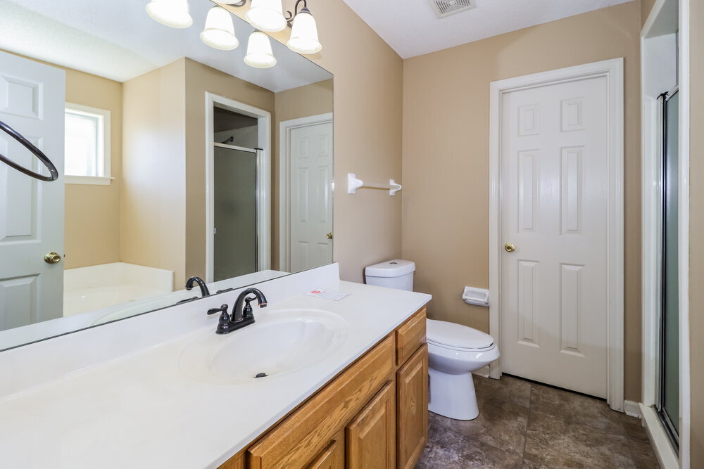 Building Photo - 115 Winding Creek Dr