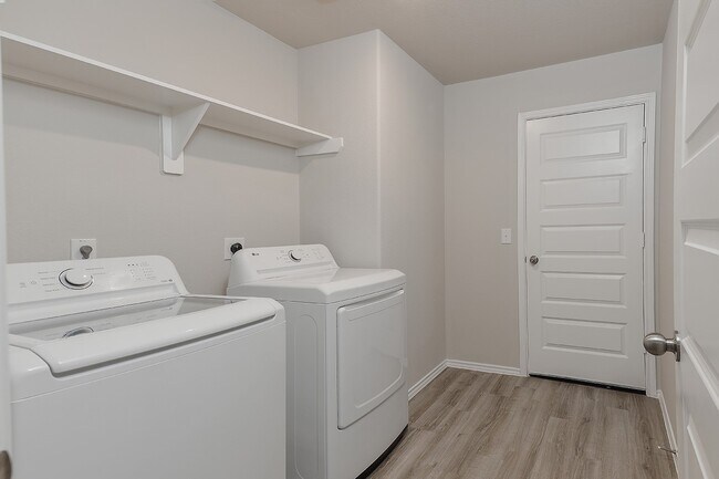 Building Photo - 140 Ashe Juniper Wy