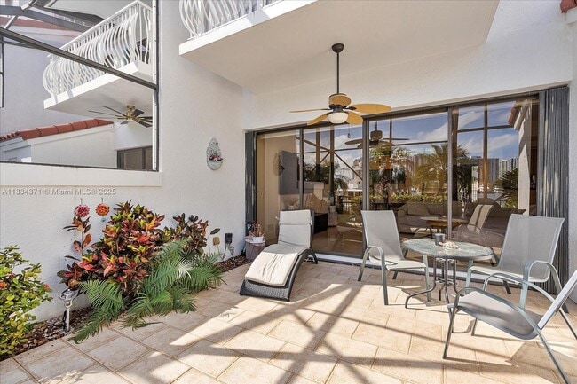 Building Photo - 3620 Yacht Club Dr