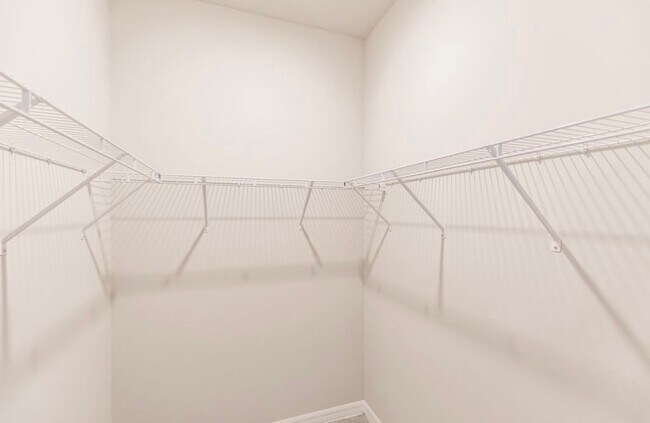 Building Photo - Coming Soon! Fenced 3 Bed, 2 Bath in Great...