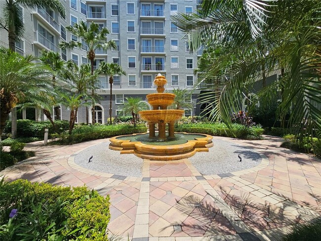 Building Photo - 700 S Harbour Island Blvd