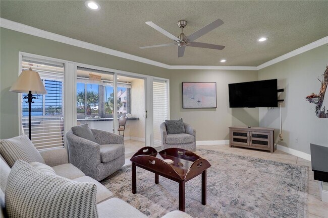 Building Photo - 654 Windrush Bay Dr