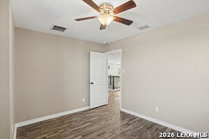 Building Photo - 672 Valley Garden