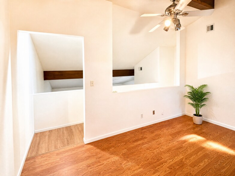 loft - 210 E Plymouth St