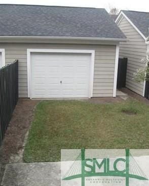 Building Photo - 213 Lakeview Dr