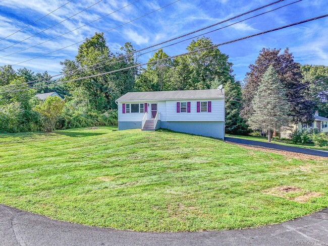 Building Photo - 11 Hudson Bluff Dr