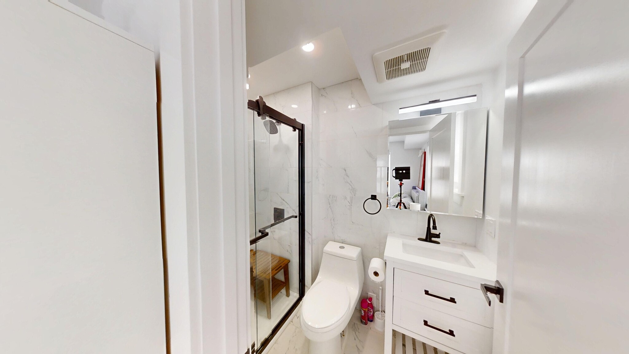 Building Photo - 36 Shepard St