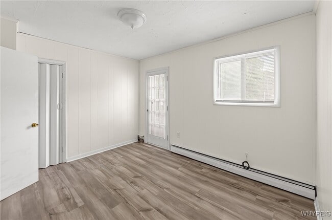 Building Photo - 8511 Sheridan Dr