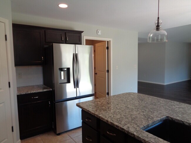 Building Photo - 5103 Grayling Ct
