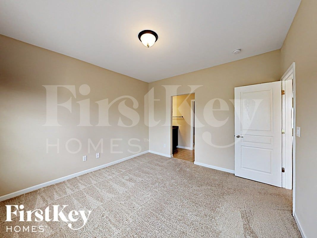 Building Photo - 7719 Watson Cir