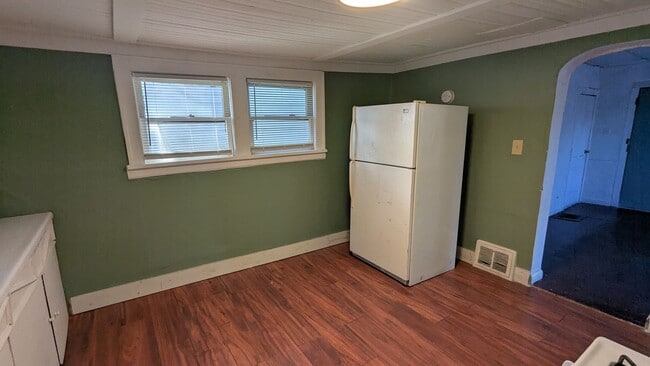 Building Photo - Atlas Investment Group, LLC (250 Cross St)