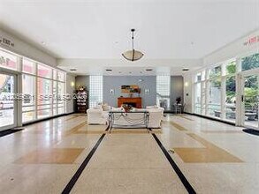 Building Photo - 1460 Ocean Dr