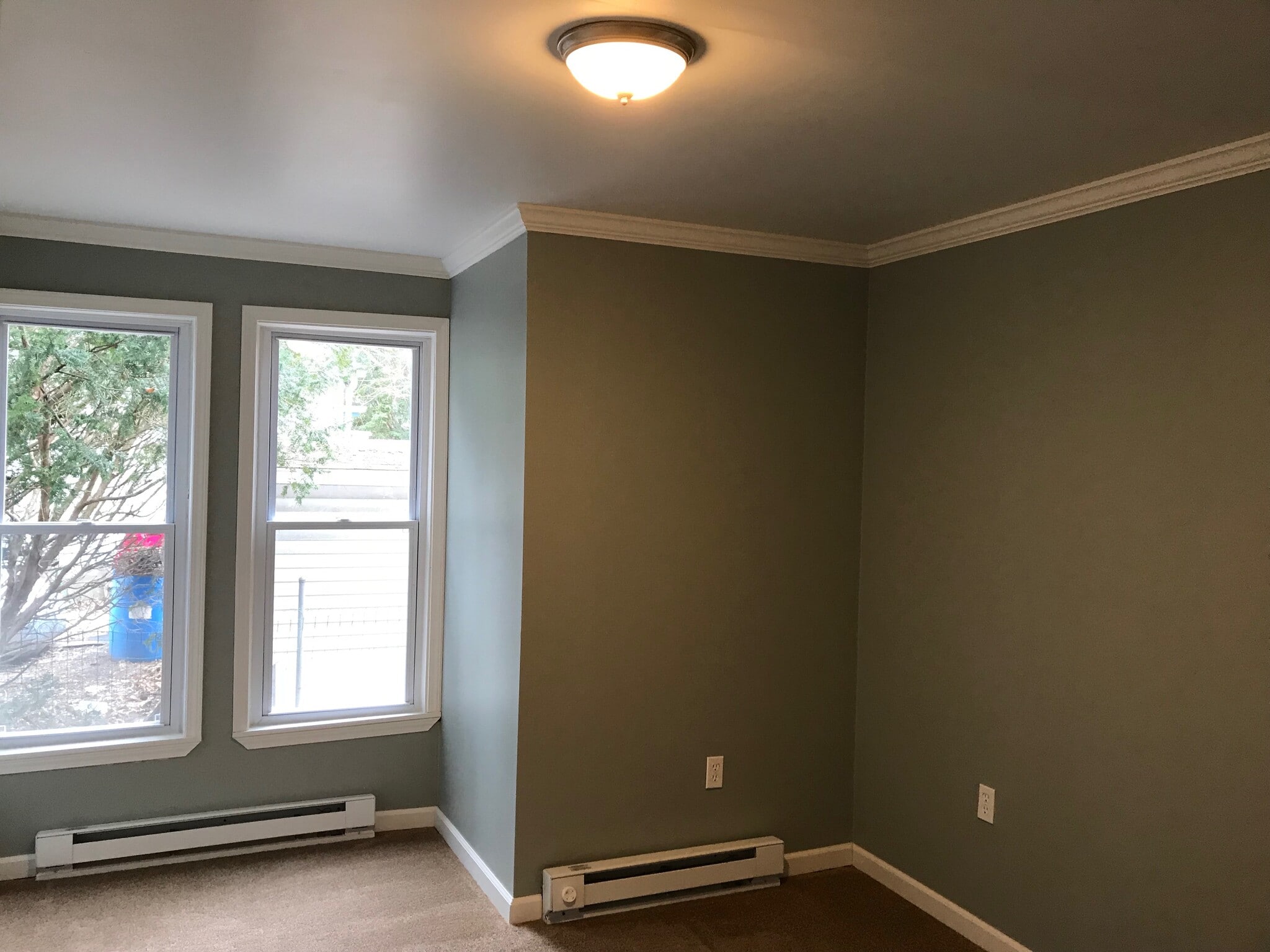 Building Photo - 160 Sly Ave