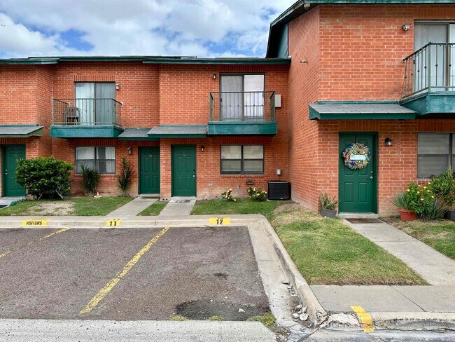 Building Photo - 8915 McPherson Rd