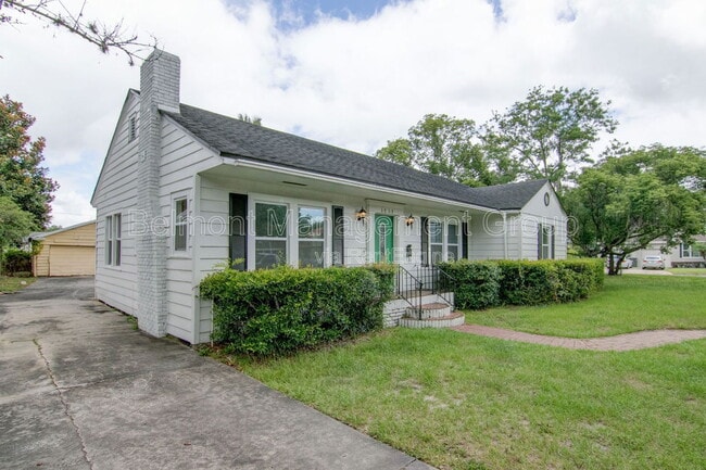 Building Photo - 1313 Buckingham Rd