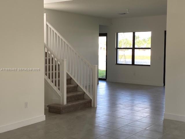 Building Photo - 4435 SW 174th Ave