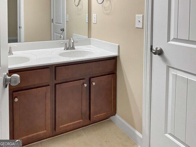 Building Photo - 4475 Partridge Point