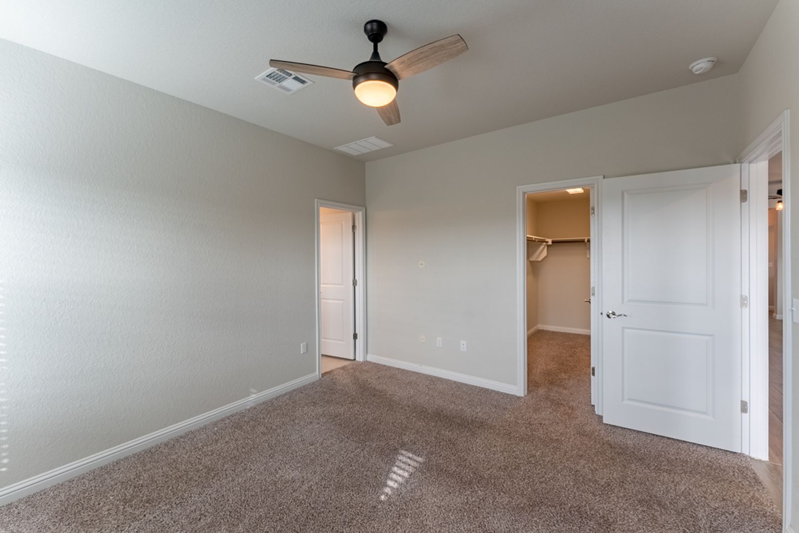 Building Photo - 8209 McKamy Dr