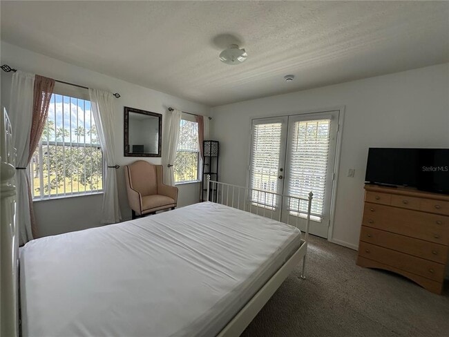 Building Photo - 1230 S Beach Cir