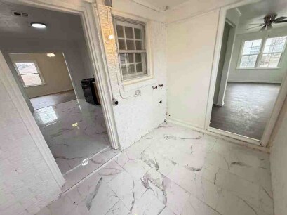 Building Photo - 515 N Key Blvd