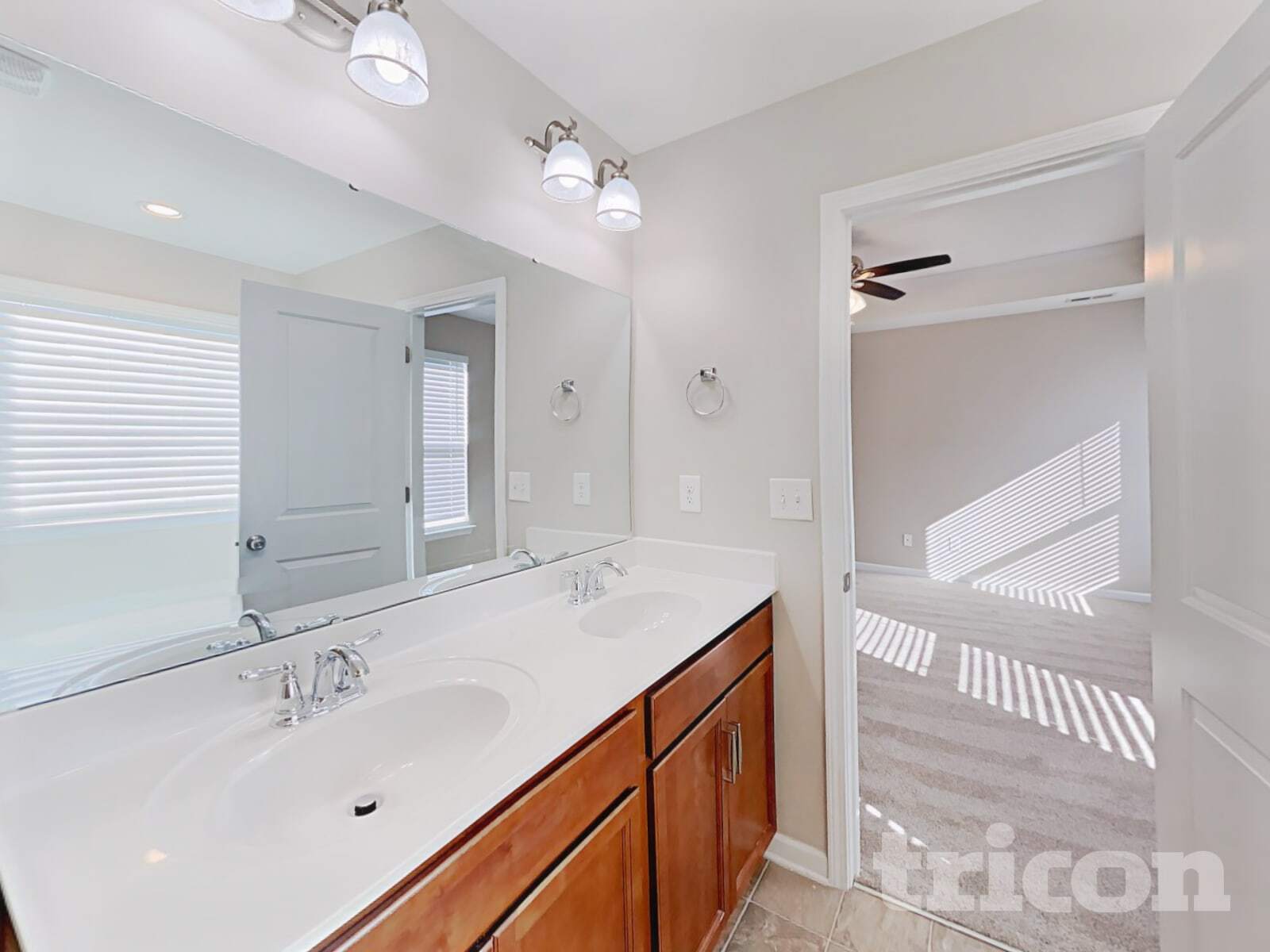 Building Photo - 2906 San Saba St