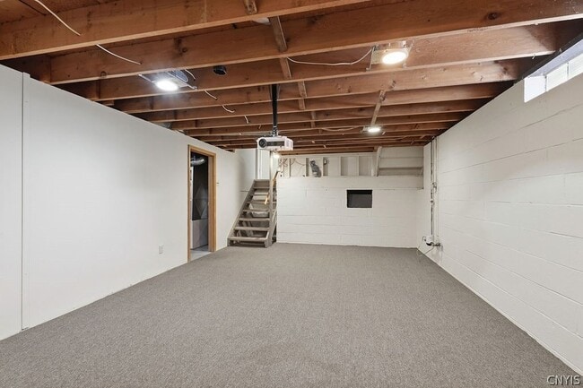 Building Photo - 115 Saybrook Ln