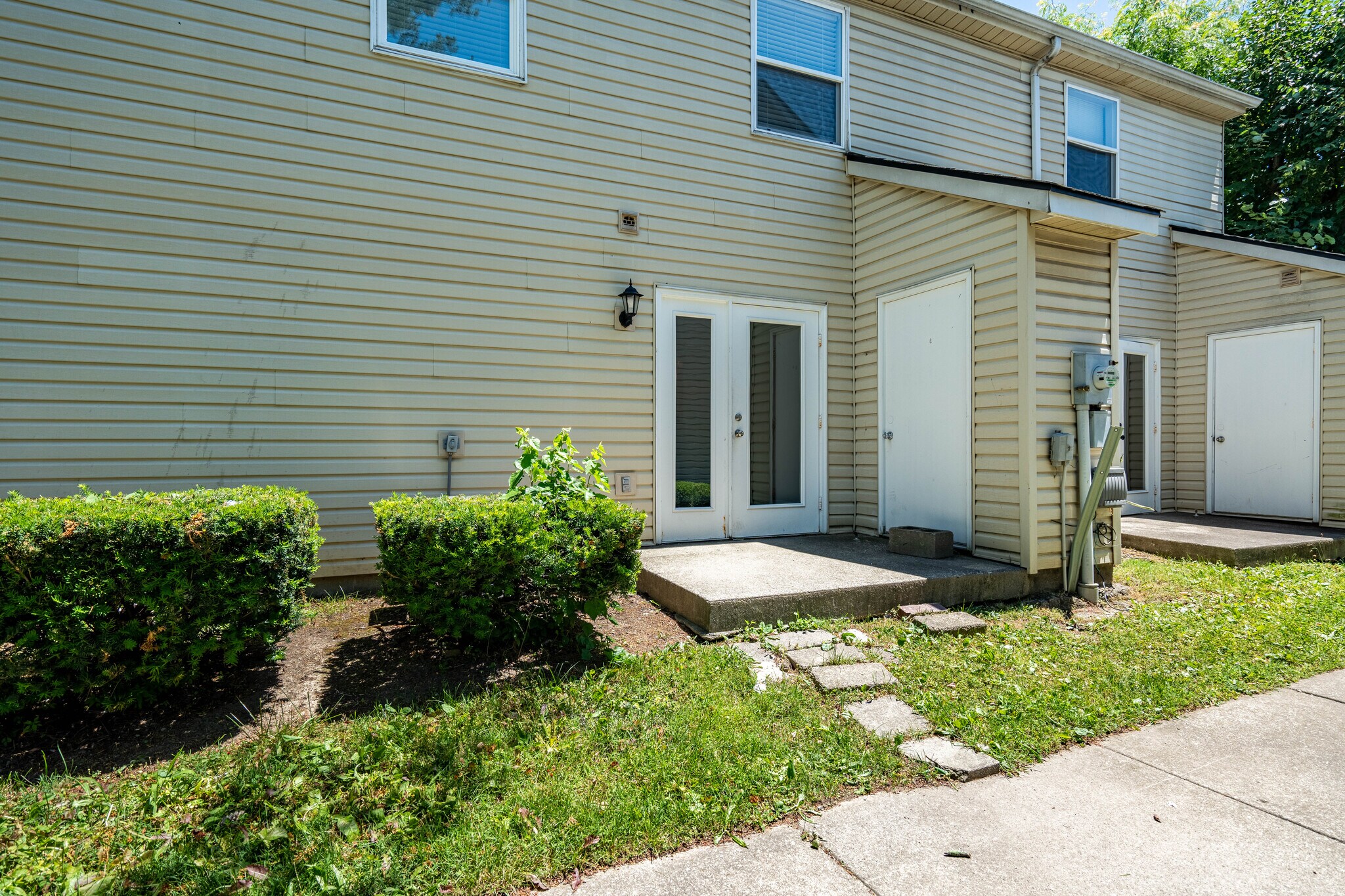 Building Photo - 1362 S Talbott St