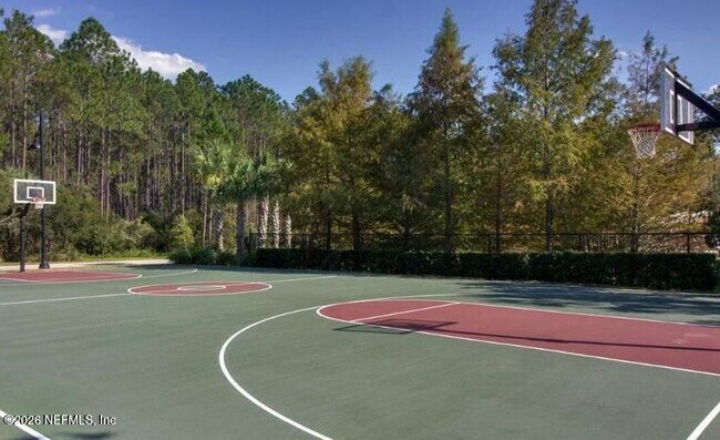 Building Photo - 224 Larkin Pl