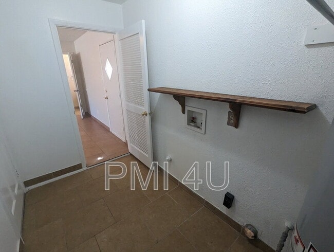 Building Photo - 1801 Corte Adelina SW