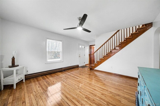 Building Photo - 15 Forge Hill Rd